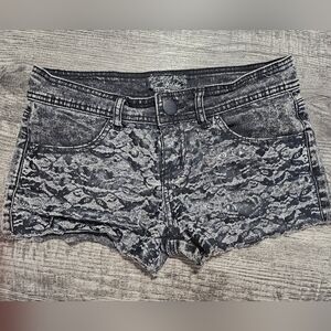 METAL MULISHA Cutoff Lace Front Print Jean Shorts Black Juniors Size 5